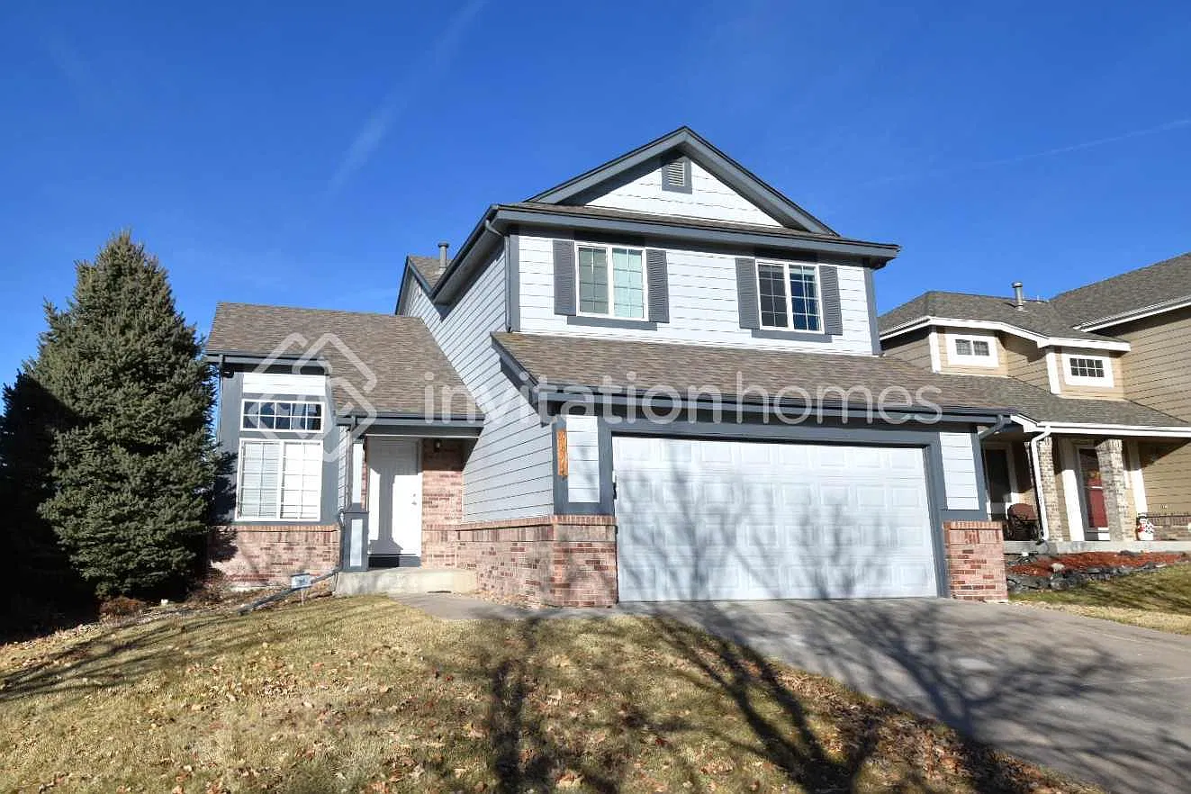 3875 S Quemoy Ct Aurora, CO 80018 — Photo 1