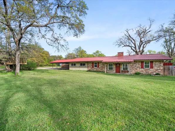 114 Lindy Lee Ln, Mabank, TX 75156