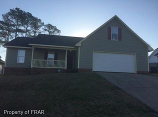 1509 Laurel Oak Dr, Fayetteville, NC 28314