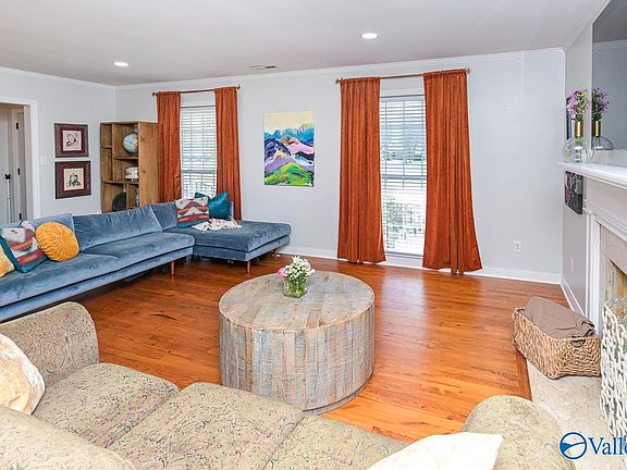 2nd image of 1804 Stratford Rd SE