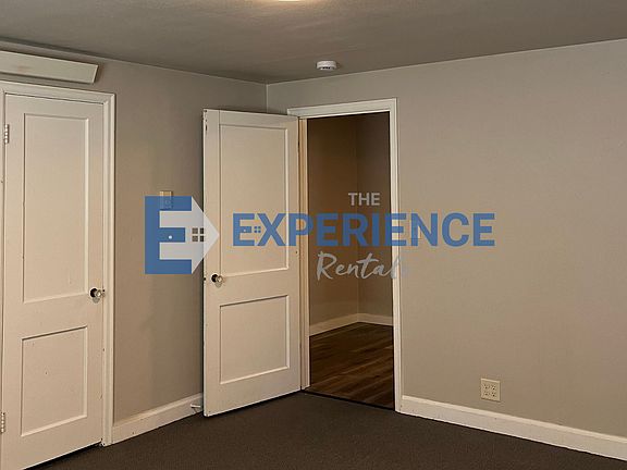 5th image of 913 S 1st Ave APT 3
