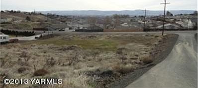 2nd image of 6908 Englewood Ter