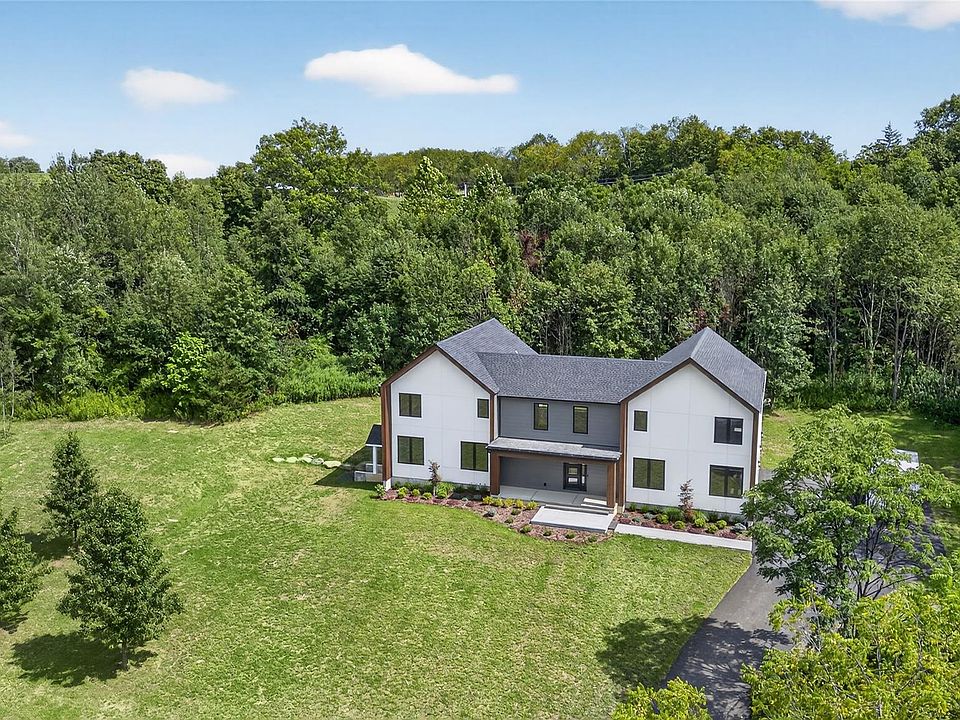 1st image of 1 Warwick Isle Boulevard