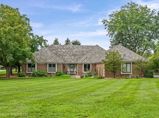23255 W Fairview Dr, Deer Park, IL 60010