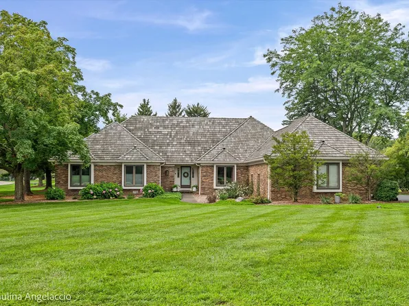 23255 W Fairview Dr, Deer Park, IL 60010