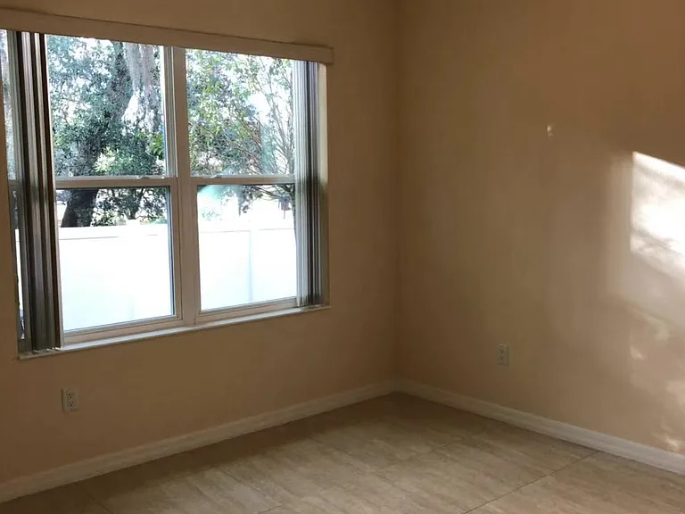 2043 Royal Vista Ct — Photo 8