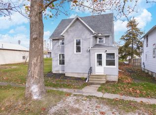 58 Center St, Saunemin, IL