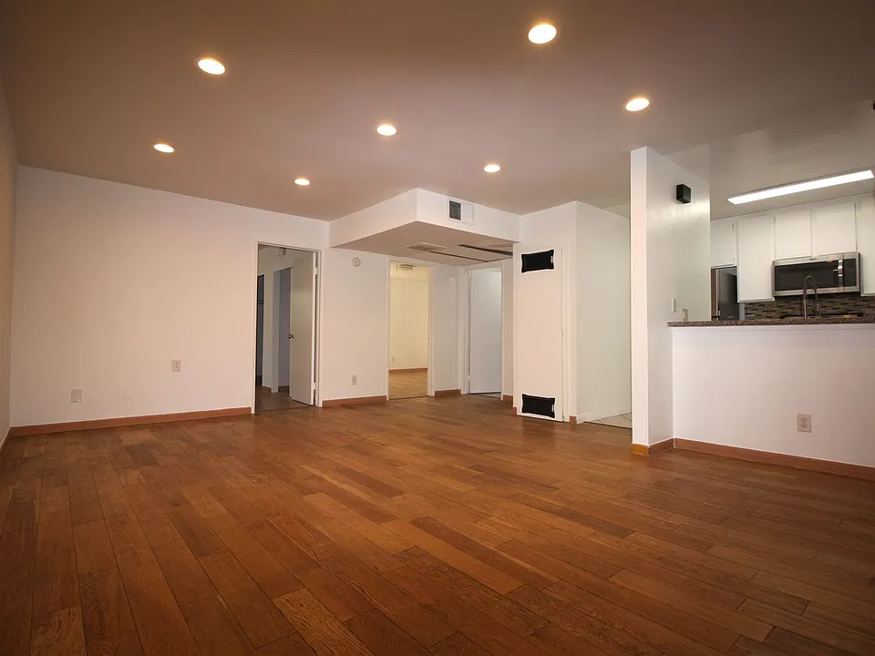 14033 Foothill Blvd.