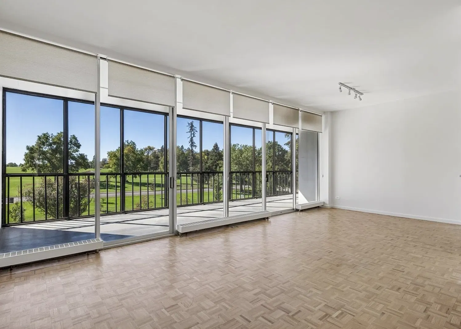 2 bed, 1192 sqft, $3,175 — Photo 4