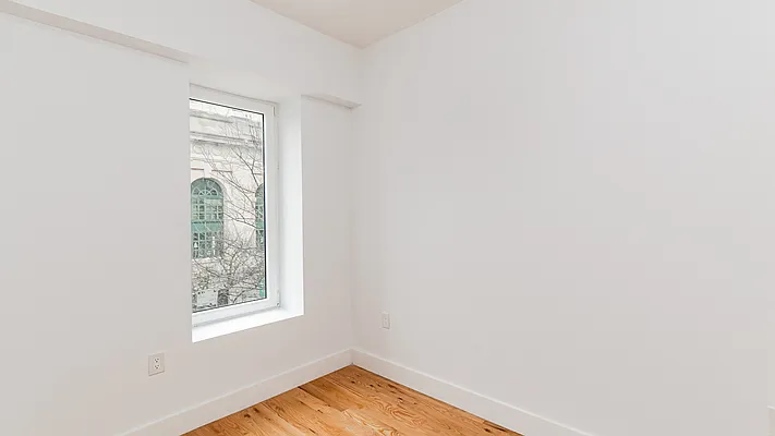Rented by Nooklyn NYC LLC | media 1