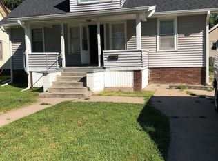 2856 Binney St, Omaha, NE 68111