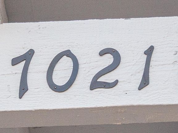 3rd image of 7021 W Wilshire Dr