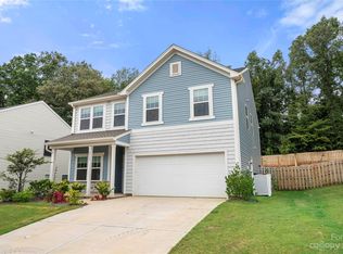2042 Darby View Ln, Charlotte, NC 28215