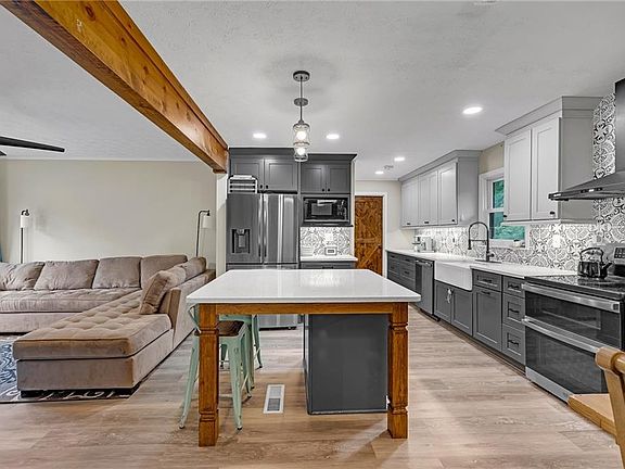 5th image of 4155 Rebel Trail Dr