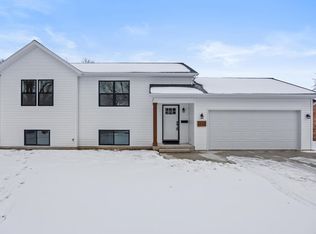 1633 Kentfield St SW, Wyoming, MI 49519