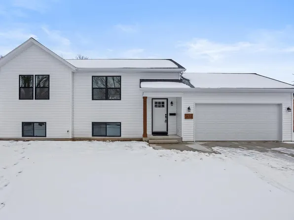 1633 Kentfield St, Wyoming, MI 49519