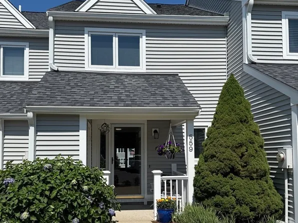 559 White Cliff Dr #559, Plymouth, MA 02360