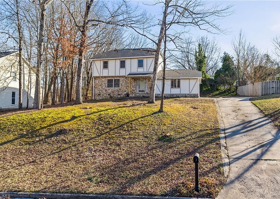 1st image of 1805 Shalotte Dr