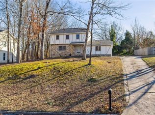 1805 Shalotte Dr, High Point, NC 27262