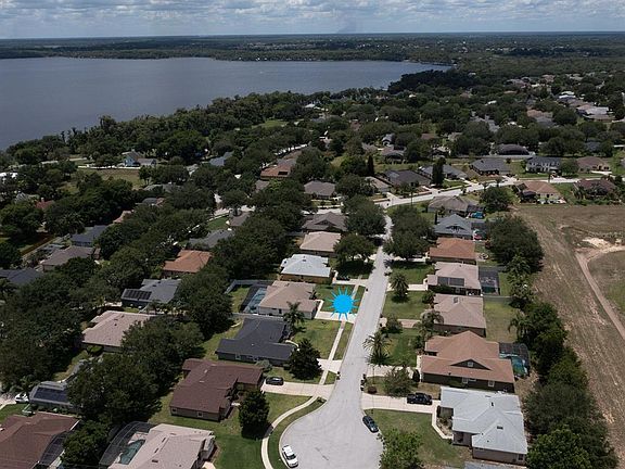 3rd image of 10526 Via Lugano Ct