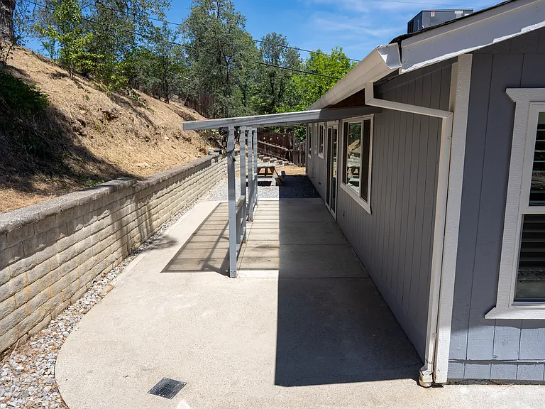 3500 Summit Dr — Photo 18