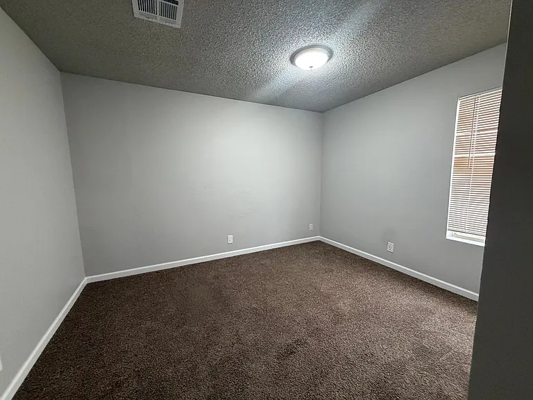 1575 Monte Vista Dr #4 — Photo 11