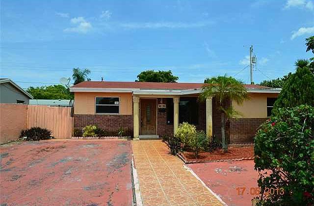 1st image of 1111 NW 75th Avenue
