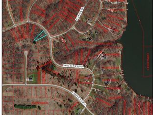 22 Forest View Rd, Dahinda, IL 61428