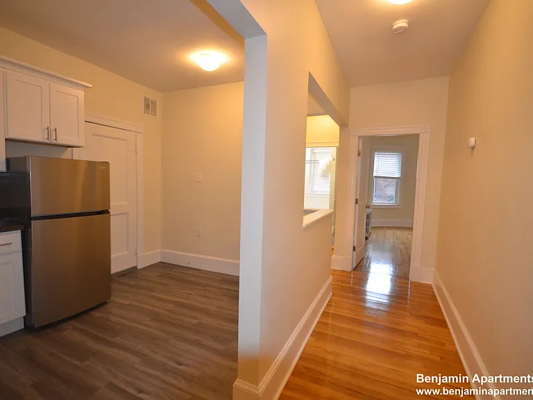 1589 Beacon St #4 — Photo 5