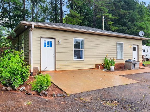 2nd image of 214 Deerwood Trl