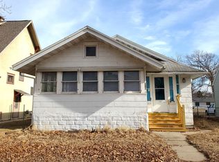 310 Cutler St, Waterloo, IA 50703