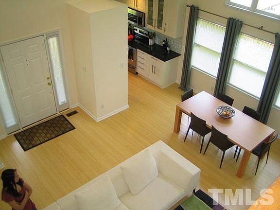 3rd image of 102 Duncan Ct #A