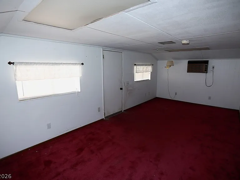 2725 Colanthe Ave — Photo 42