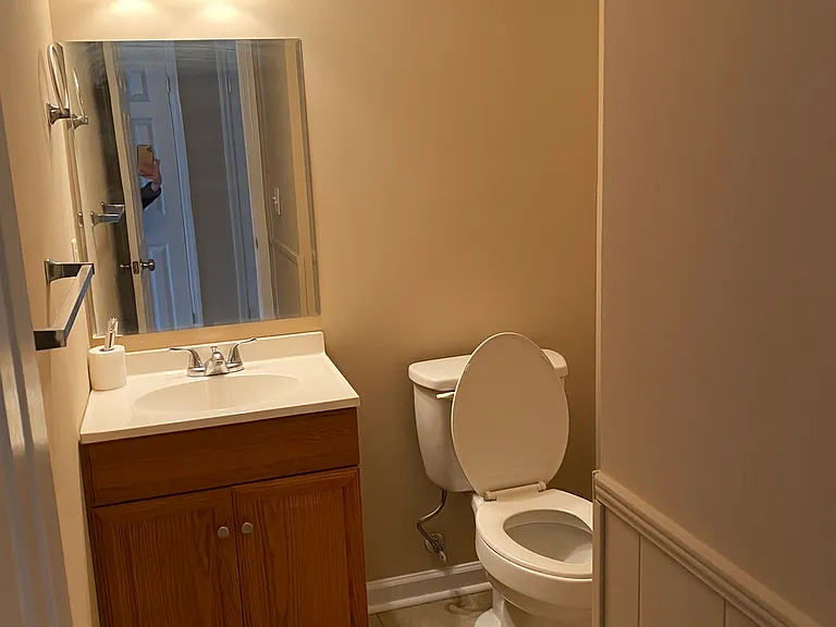 956 Margaret Dr — Photo 11