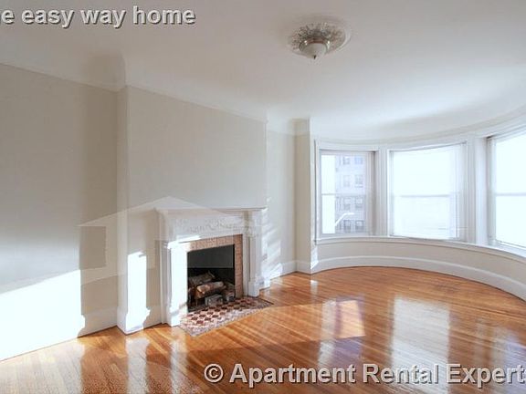 2nd image of 891 Massachusetts Ave APT 7