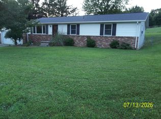 69 Cardinal Ln, Grafton, WV 26354
