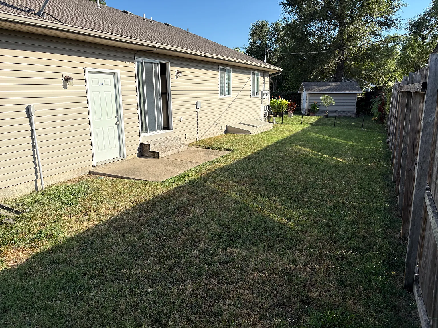 1 bed, 760 sqft, $900 — Photo 2