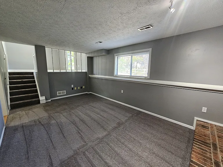 1792 Plains Blvd — Photo 25