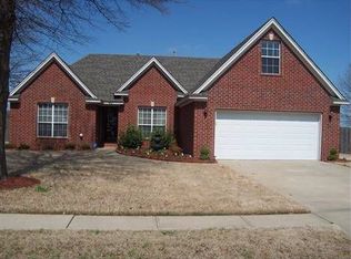 401 Magnolia St, Marion, AR 72364