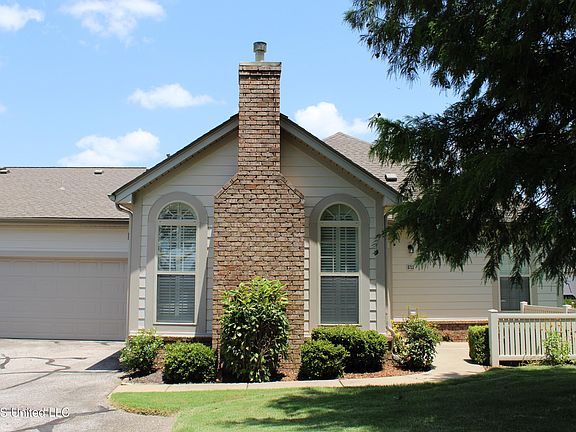 2nd image of 8753 Parkview Oaks Cir