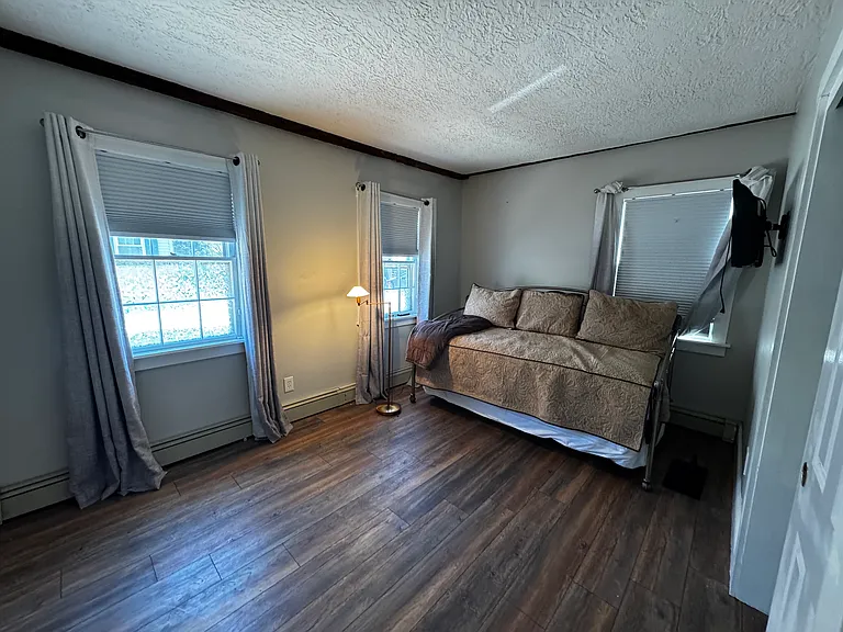 42 Essex St #1 — Photo 7