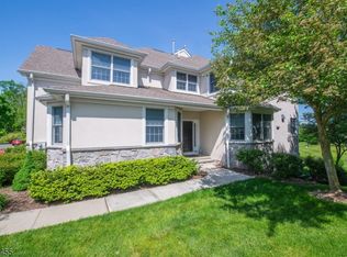 6 Springfield Ln, Basking Ridge, NJ 07920