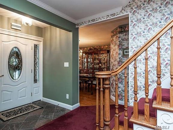 3rd image of 15 Lexington St
