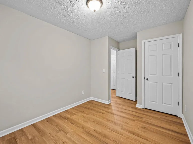 2754 Valley Green Dr — Photo 19