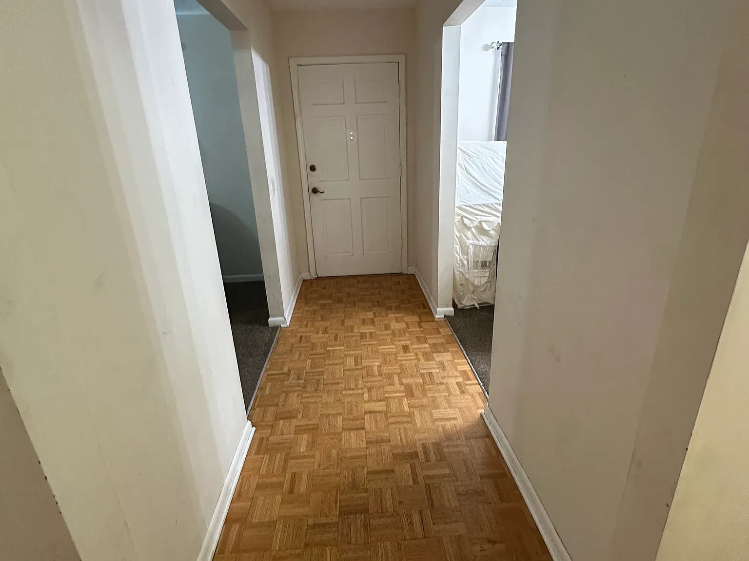 356 Carson Dr — Photo 2