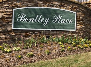 135 Bentley Pl, Tucker, GA 30084