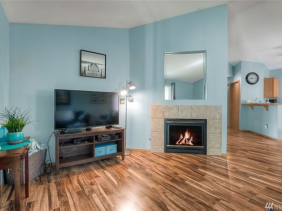 5th image of 825 Avalon Ct SE
