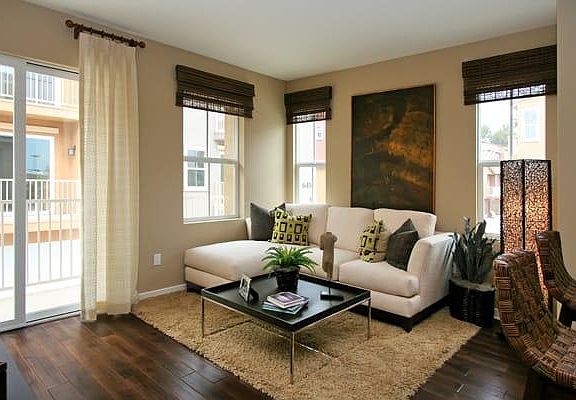 2nd image of 6410 College Grove Dr #56de58888