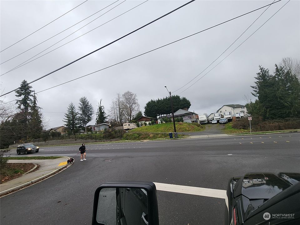 2nd image of 17523 36th Avenue W
