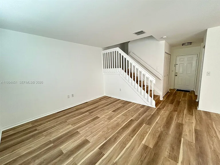 6255 Kendale Lakes Cir #225 — Photo 15